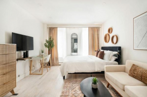 1597-4 Brand new Studio Prime UES W&D walk to C park